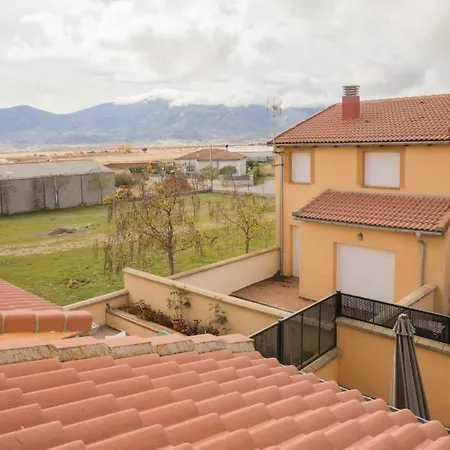 Casa Turistica Me Quedo En El Pueblo * Muñana