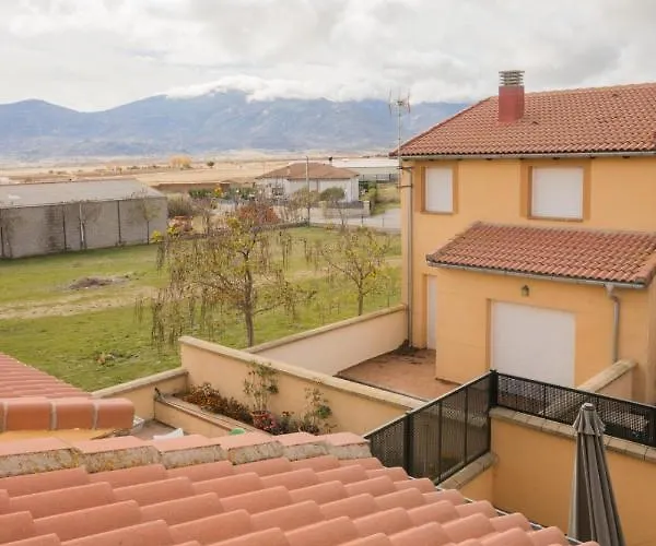 Casa Turistica Me Quedo En El Pueblo * Muñana